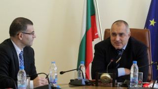 Протестите ни спънали за Шенген 