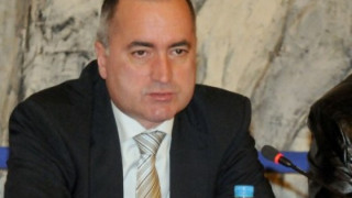 Показваме на туристи  крепости и светилища