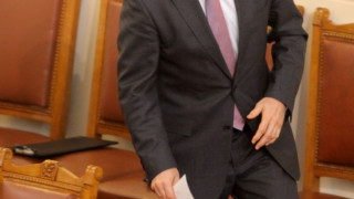Полицията работи по две версии за Лара