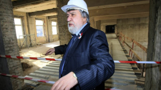 Вежди: Скоро ще ходя незабелязан на опера