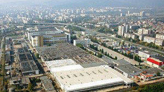 Вдигат 7 семейни къщи за деца в риск