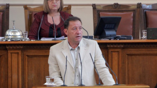 БСП: Хората-факли символ на ГЕРБ