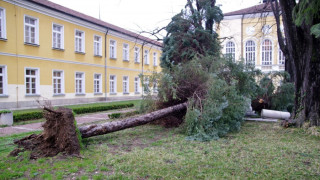24 села без ток и с потрошени покриви