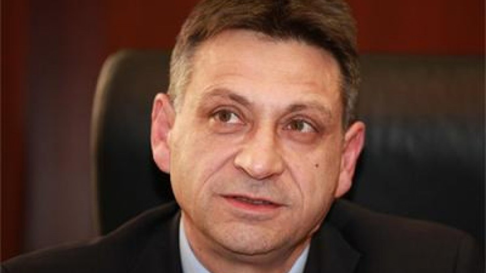 Шефът на разведките е бил агент на ДС | StandartNews.com