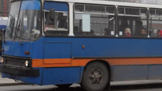 Пиян нападна тролей с нож