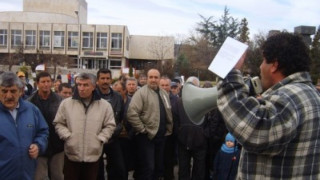 Изплащат парите на металурзите в Кърджали 