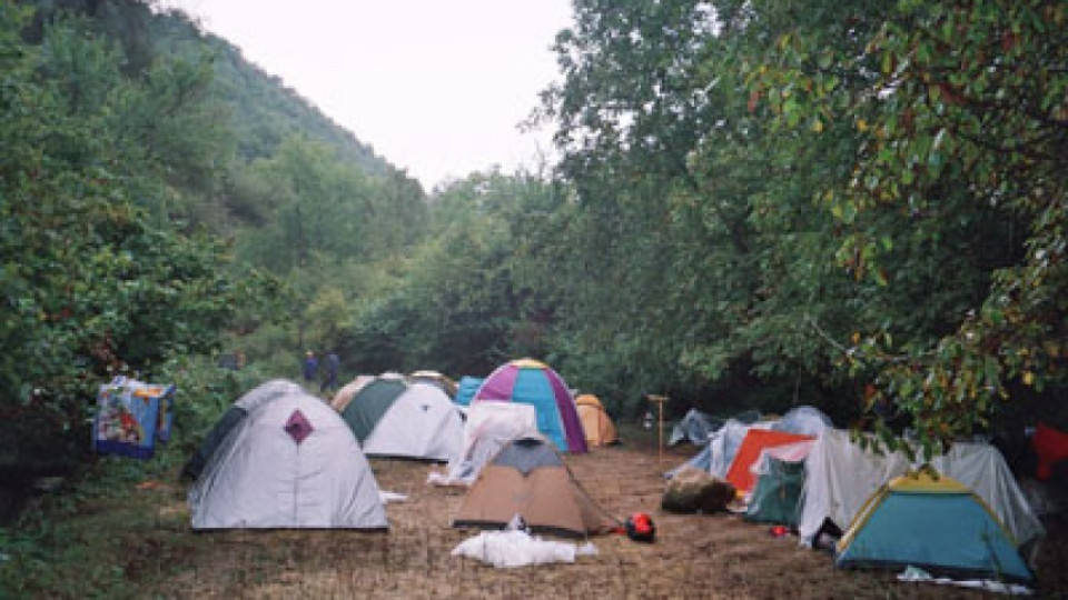 Пет села излизат на палатки | StandartNews.com