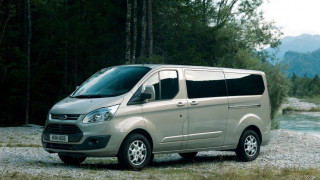 Стил и комфорт от новия Ford Tourneo Custom