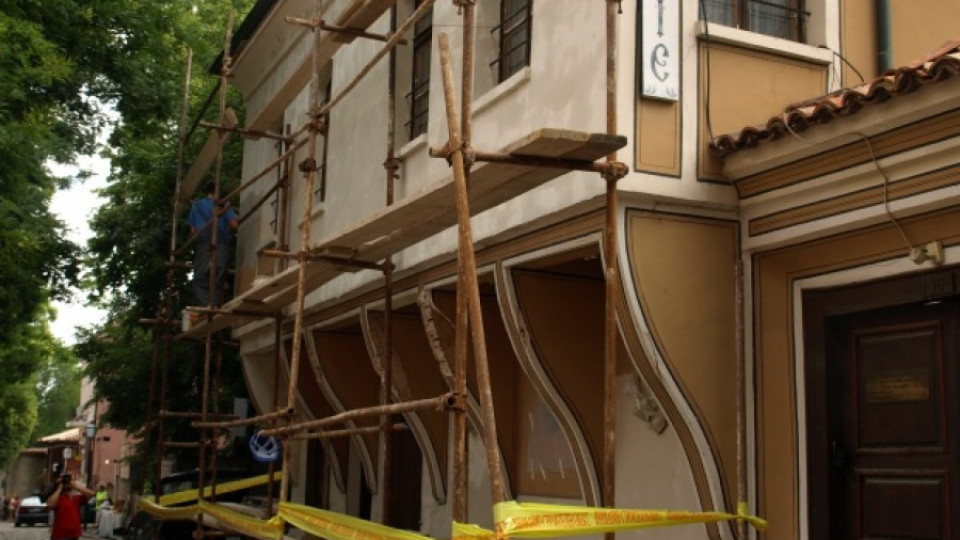Правят досиета на стари къщи в Пловдив | StandartNews.com