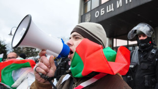 Още една партия отваря листите за граждани