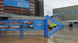 Бойко и Сергей си мерят шатрите