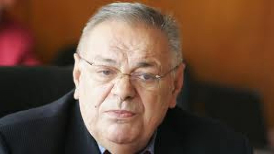 Ваят Желязко Христов върху 800-килограмова морена | StandartNews.com