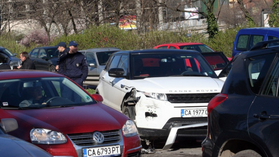 Краденият "Ровър" бил собственост на Калинка | StandartNews.com
