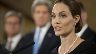 Анджелина Джоли на срещата на Г-8