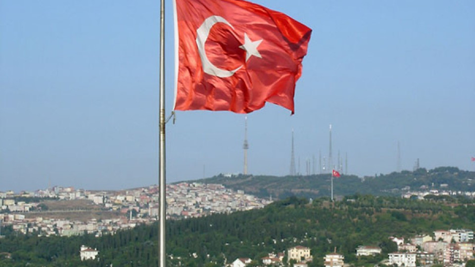 Групови изнасилвания на две деца потресоха Турция | StandartNews.com