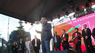 Станишев: Цветанов трябва да се оттегли от политиката