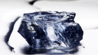 25-каратов син диамант откриха в Южна Африка