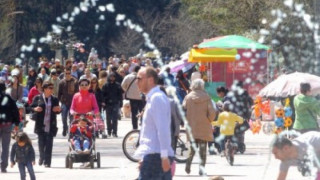 Разкъсана облачност и до 20° в събота 