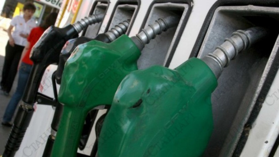 Лукойл вдигна цената на бензина | StandartNews.com