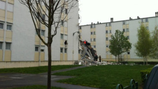 Сграда се е срутила във Франция
