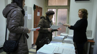Броени часове до крайния срок за данъчни декларации