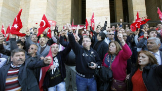 Съветват англичаните да не пътуват в Турция