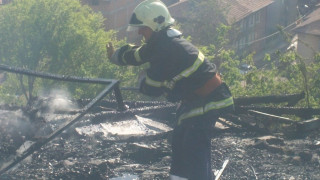 Ромска барака изгоря до основи