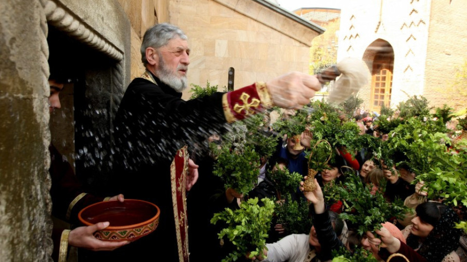 Великден е "Цар на дните" за православните в Русия | StandartNews.com