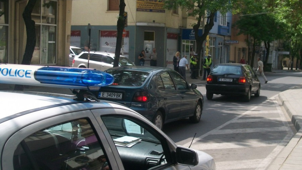 Дама зад волана потроши пешеходка в Благоевград | StandartNews.com