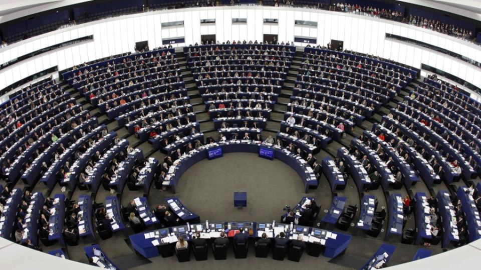 Европарламентът реши да се занимае с подслушванията | StandartNews.com