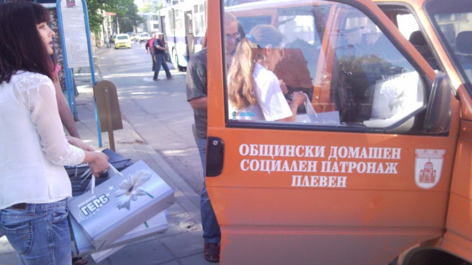 Скочиха срещу агитация с козунаци | StandartNews.com