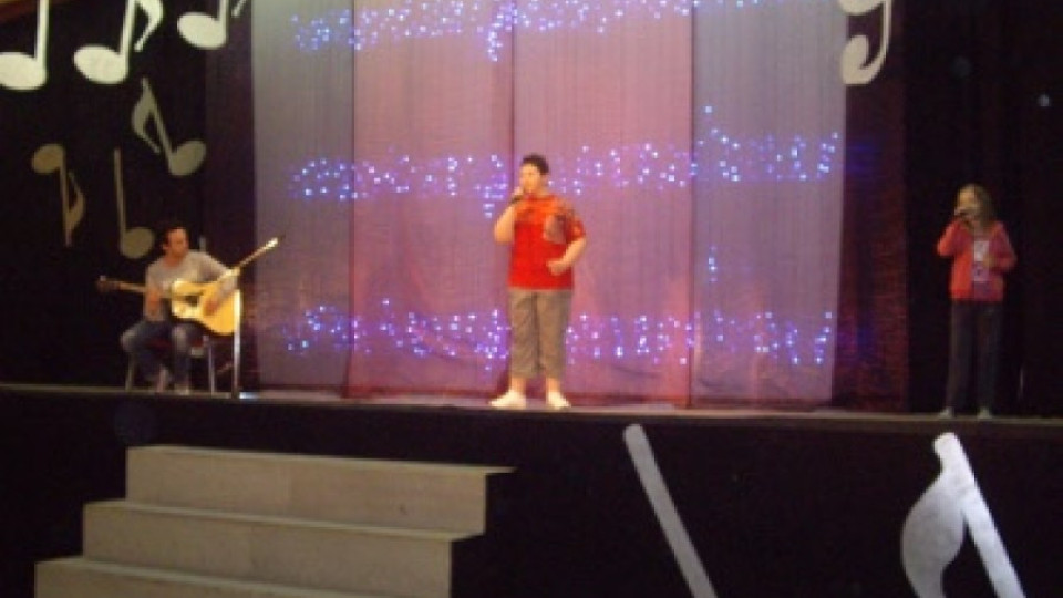 200 млади певци мерят сили в Пазарджик | StandartNews.com