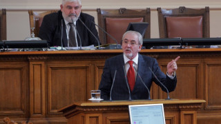 Лютви Местан: Прокуратурата да разследва опит за преврат