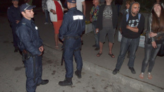 Протестиращи в готовност за самозапалване