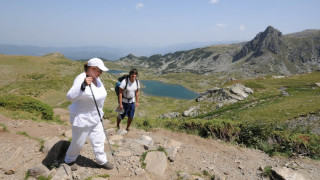 Спасиха турист по джапанки след буря в планината