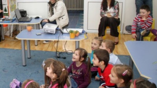 Кмет забрани забавачки да събират пари