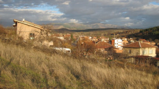 Села пълни с граждани, стават градски квартали