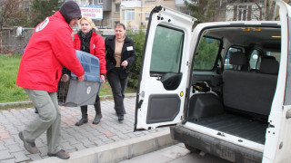 Общини градят приют за бездомни кучета