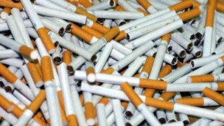 Бакали палят огън с цигари менте, за да ги скрият от митничарите