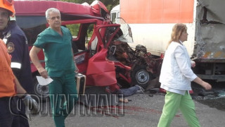 Зверска катастрофа окървави пътя за Бургас