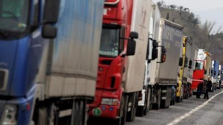 Турция съгласна да преразгледа ограниченията за бг превозвачите