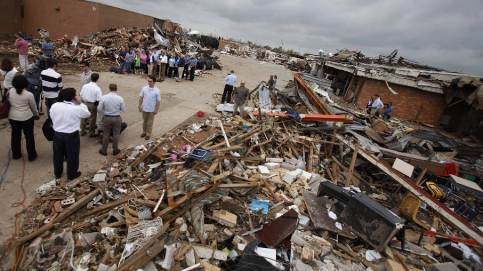 Обама смаян от торнадото в Оклахома | StandartNews.com