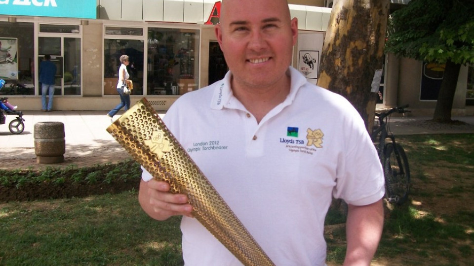 Британец носи за Ботев олимпийския огън | StandartNews.com