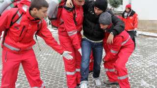 Младежи мерят сили по оказване на първа помощ 