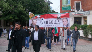Цацаров и Орешарски – новите възрожденци