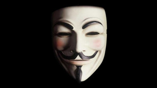 "Анонимните" с удари по властта