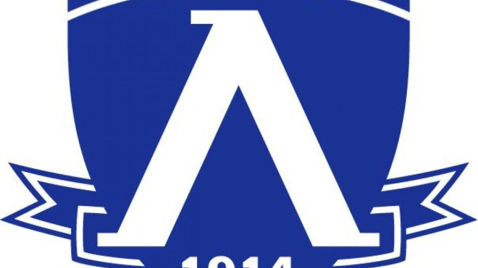 Митов се огледа в поляк | StandartNews.com