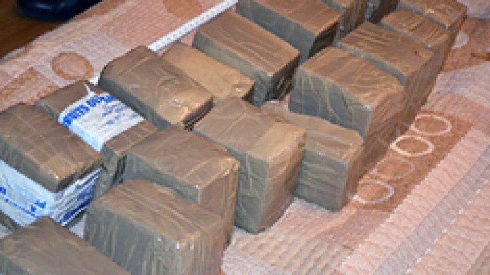 Разкриха склад за производство на дрога в Сливен | StandartNews.com