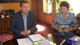 Дипломати и кмет издириха руско другарче