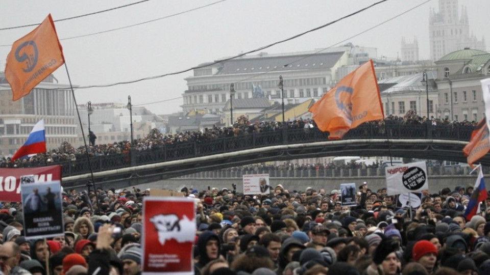 12 руснаци на съд за протести срещу Путин | StandartNews.com